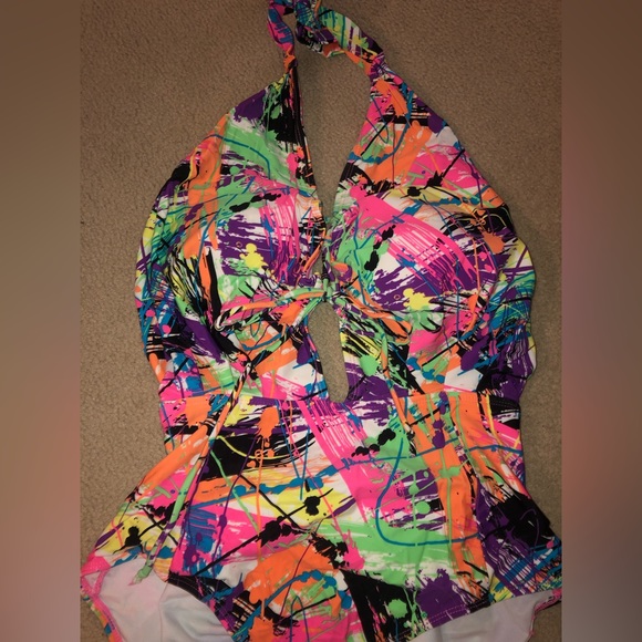 Halter style one piece swimsuit size large - Picture 2 of 5